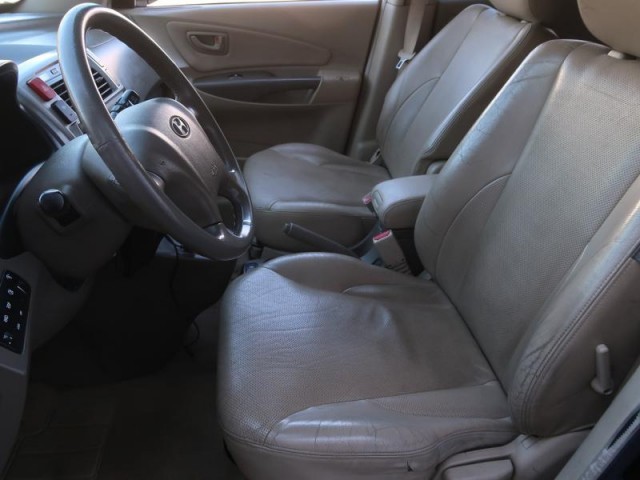 Hyundai Tucson  2.7 V6 