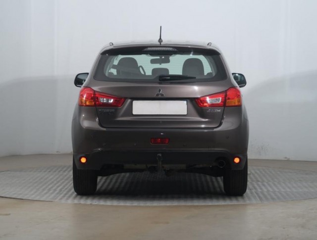Mitsubishi ASX  1.6 MIVEC 