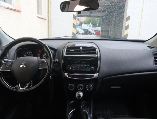 Mitsubishi ASX  1.6 MIVEC 