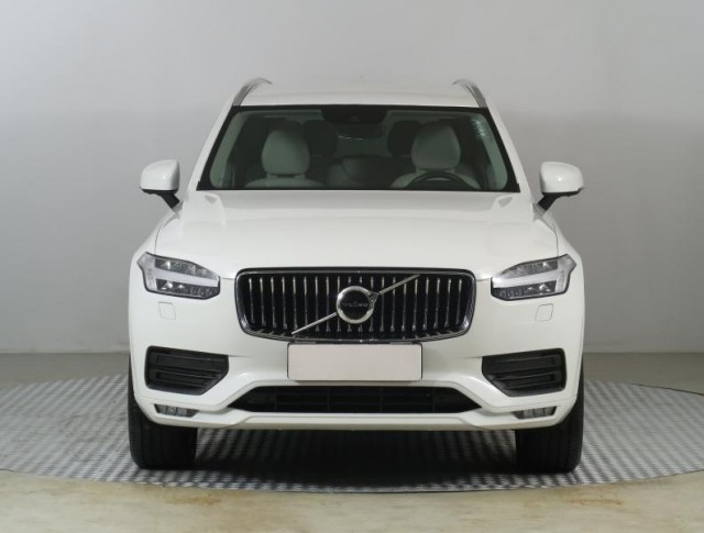 Volvo XC90  B5 AWD 