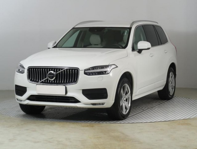 Volvo XC90  B5 AWD 