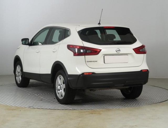 Nissan Qashqai  1.3 DIG-T 