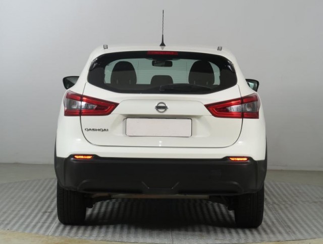 Nissan Qashqai  1.3 DIG-T 