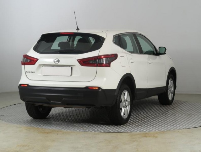 Nissan Qashqai  1.3 DIG-T 
