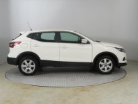 Nissan Qashqai  1.3 DIG-T 
