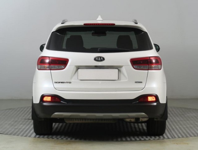 Kia Sorento  2.2 CRDi 