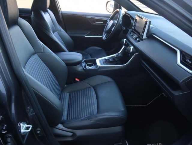 Toyota RAV 4  2.5 Hybrid 