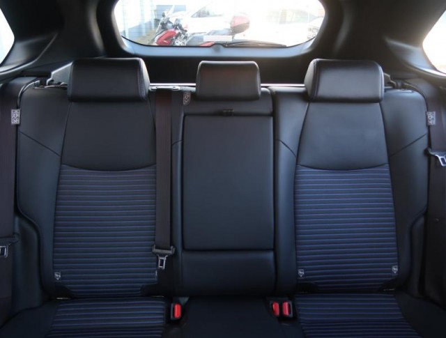 Toyota RAV 4  2.5 Hybrid 