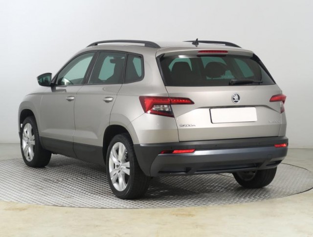 Škoda Karoq  1.0 TSI Ambition Plus