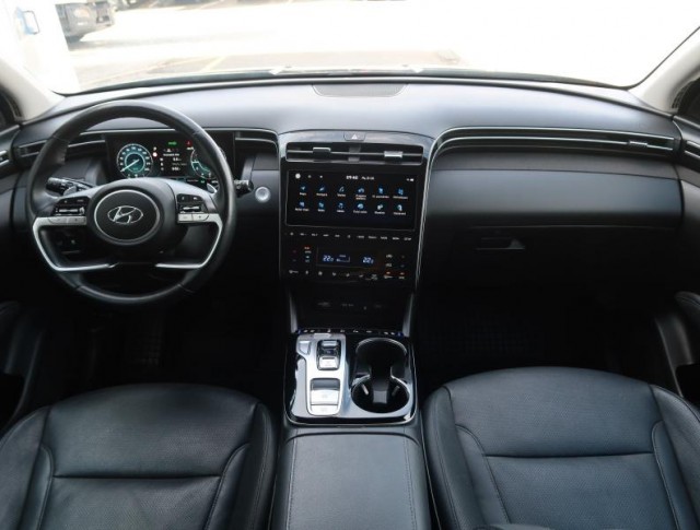 Hyundai Tucson  1.6 T-GDI 48V MHEV 