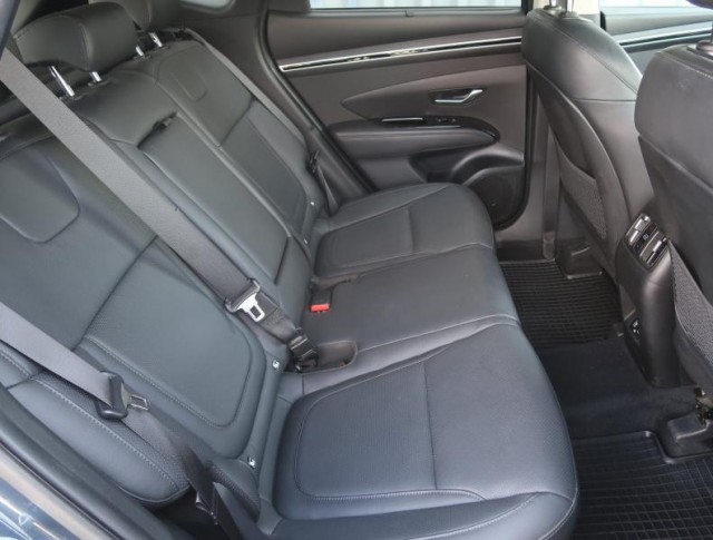 Hyundai Tucson  1.6 T-GDI 48V MHEV 