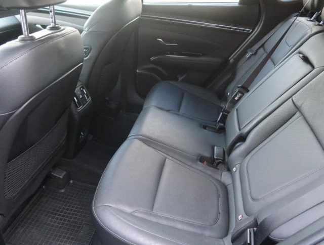 Hyundai Tucson  1.6 T-GDI 48V MHEV 