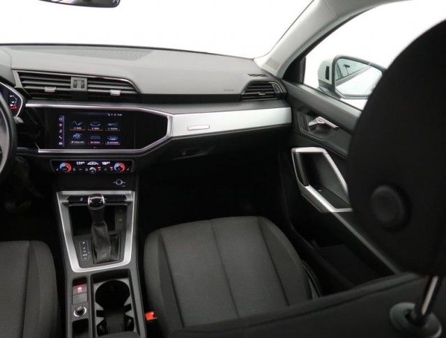 Audi Q3  35 TFSI Advanced