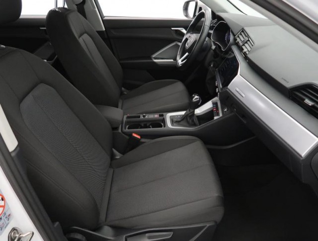 Audi Q3  35 TFSI Advanced