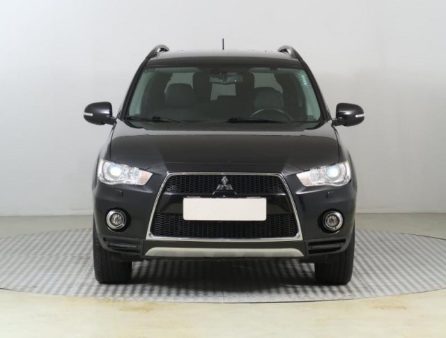 Mitsubishi Outlander  2.2 DI-D 