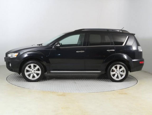 Mitsubishi Outlander  2.2 DI-D 