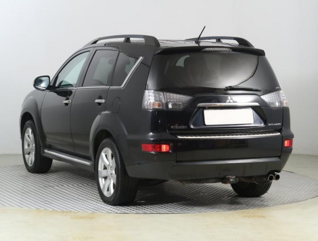 Mitsubishi Outlander  2.2 DI-D 