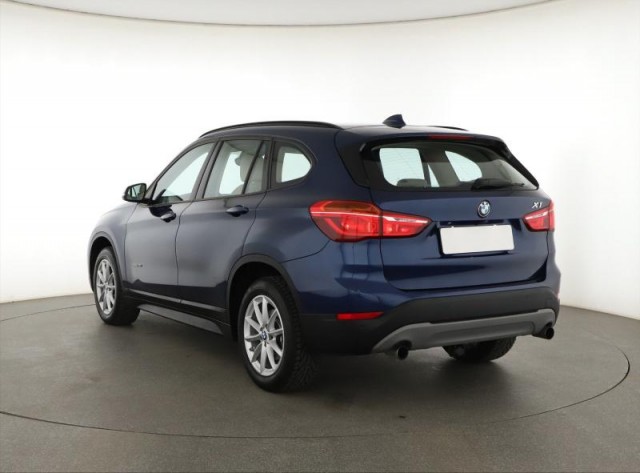 BMW X1  sDrive20i 