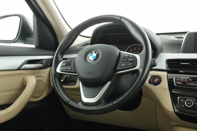 BMW X1  sDrive20i 