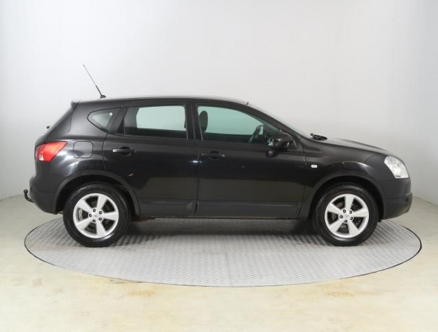 Nissan Qashqai  2.0 