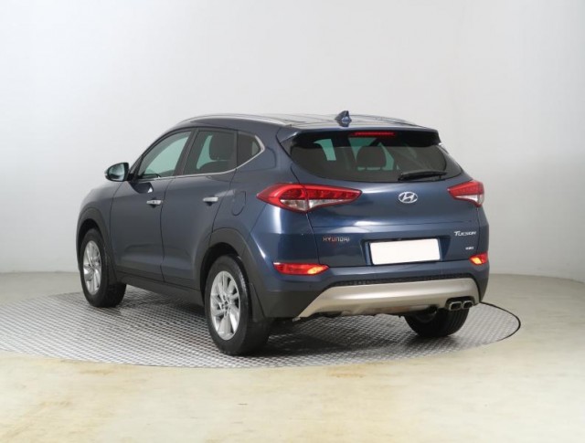 Hyundai Tucson  2.0 CRDi 