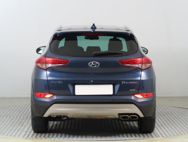 Hyundai Tucson  2.0 CRDi 