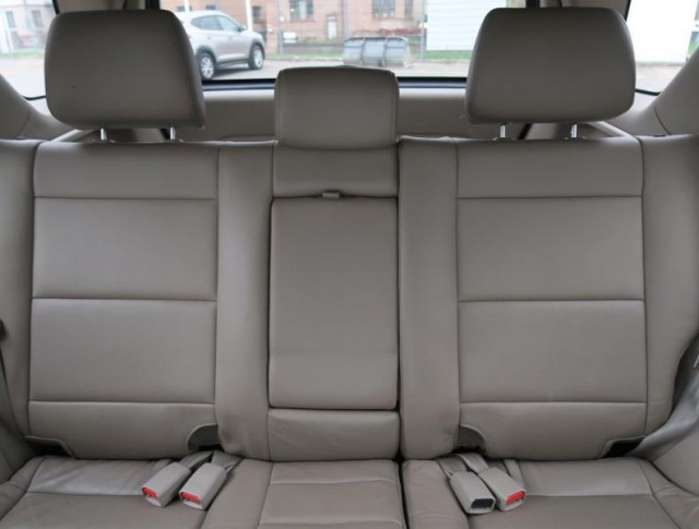 Kia Sorento  2.5 CRDi 