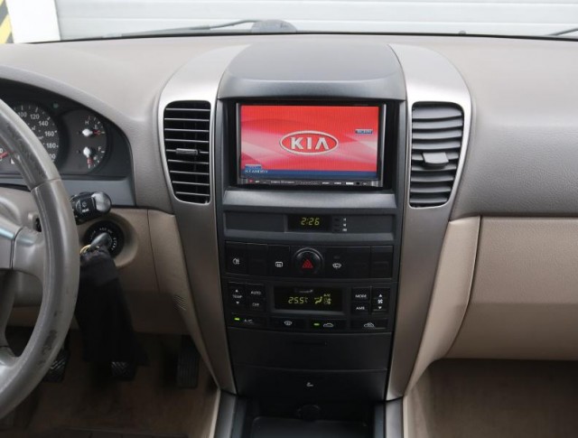 Kia Sorento  2.5 CRDi 