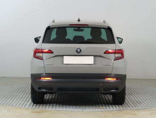Škoda Karoq  1.0 TSI 