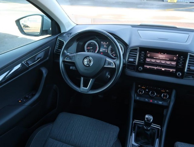 Škoda Karoq  1.0 TSI 