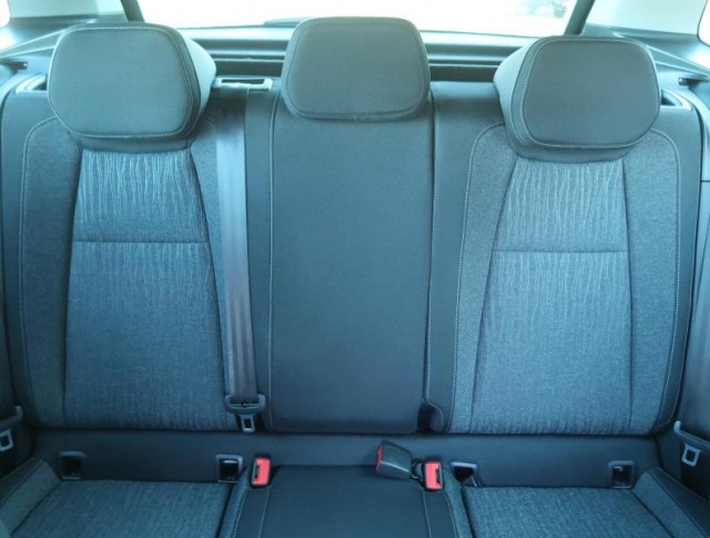 Škoda Karoq  1.0 TSI 