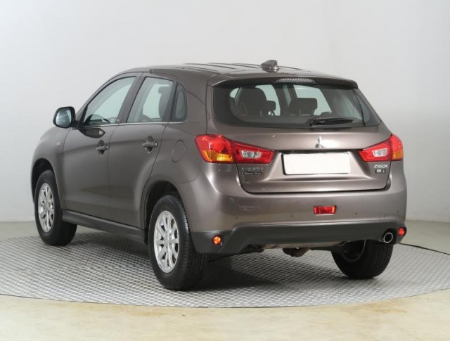 Mitsubishi ASX  1.6 MIVEC 