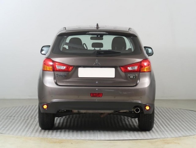 Mitsubishi ASX  1.6 MIVEC 