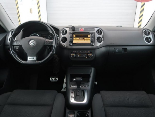 Volkswagen Tiguan  2.0 TSI R-Line