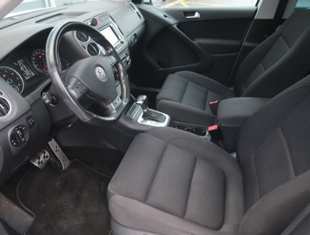 Volkswagen Tiguan  2.0 TSI R-Line