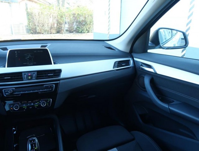 BMW X1  xDrive18d 