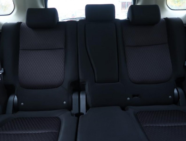 Mitsubishi Outlander  2.2 DI-D Intense