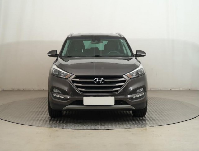 Hyundai Tucson  1.7 CRDi Trikolor
