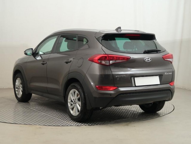 Hyundai Tucson  1.7 CRDi Trikolor