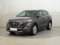 Hyundai Tucson  1.7 CRDi Trikolor