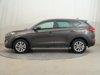 Hyundai Tucson  1.7 CRDi Trikolor
