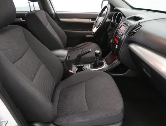 Kia Sorento  2.2 CRDi 