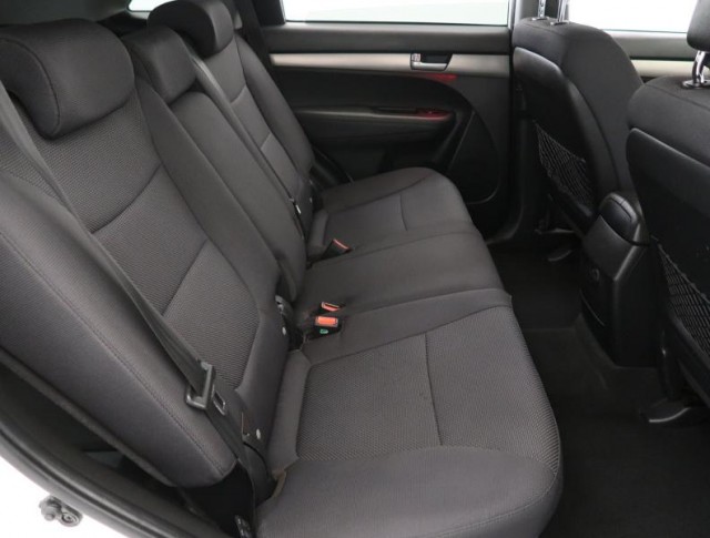 Kia Sorento  2.2 CRDi 