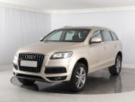 Audi Q7  3.0 TDI S-Line