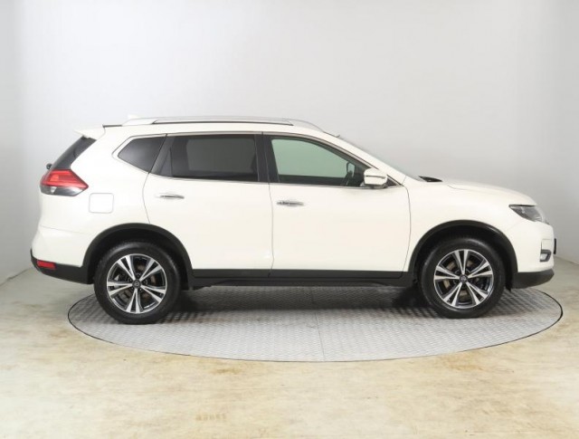 Nissan X-Trail  2.0 dCi 