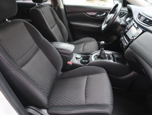 Nissan X-Trail  2.0 dCi 