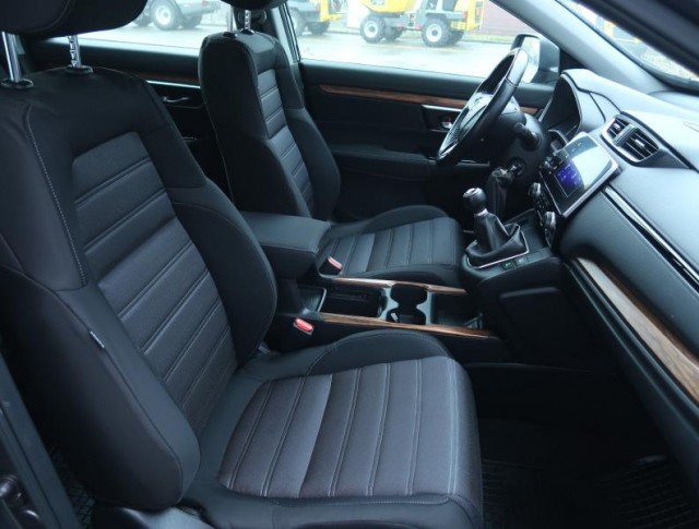 Honda CR-V  1.5 VTEC Turbo 