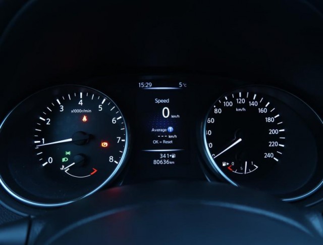 Nissan Qashqai  1.2 DIG-T 