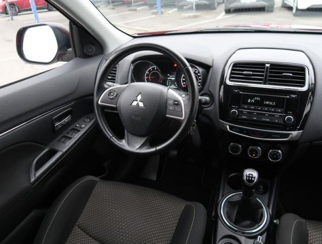 Mitsubishi ASX  1.6 MIVEC 