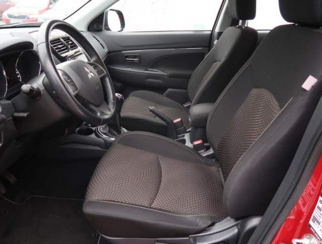 Mitsubishi ASX  1.6 MIVEC 